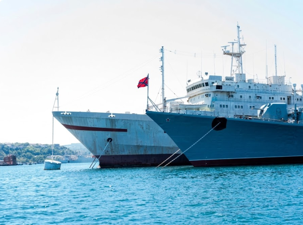 Marine-grade brass fittings, fasteners and hardware for offshore and marine applications