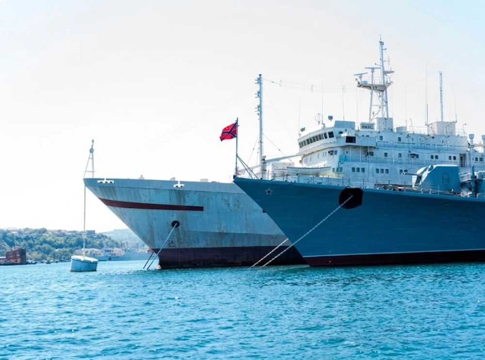 Marine-grade brass fittings, fasteners and hardware for offshore and marine applications